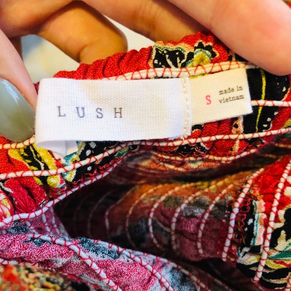 NWOT Lush Red Floral Off The Shoulder Romper - Picture 3 of 3